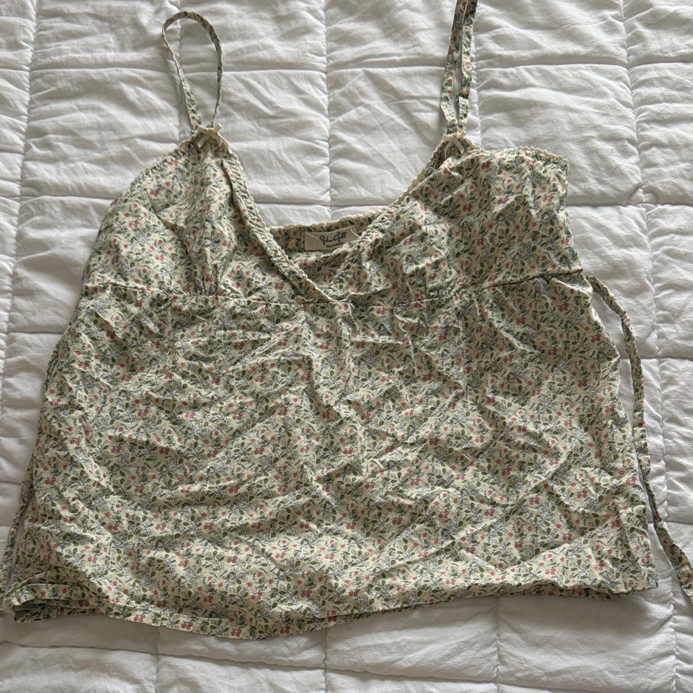 Brandy Melville Floral Camisole in Cream and Pink